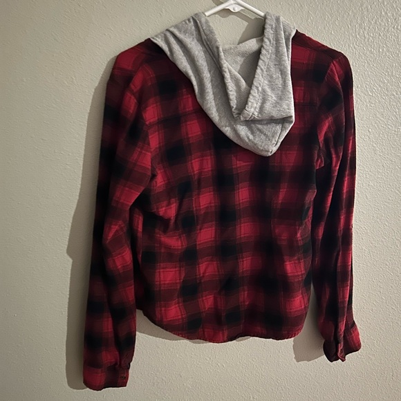 Nollie hooded flannel size Medium - Picture 2 of 4